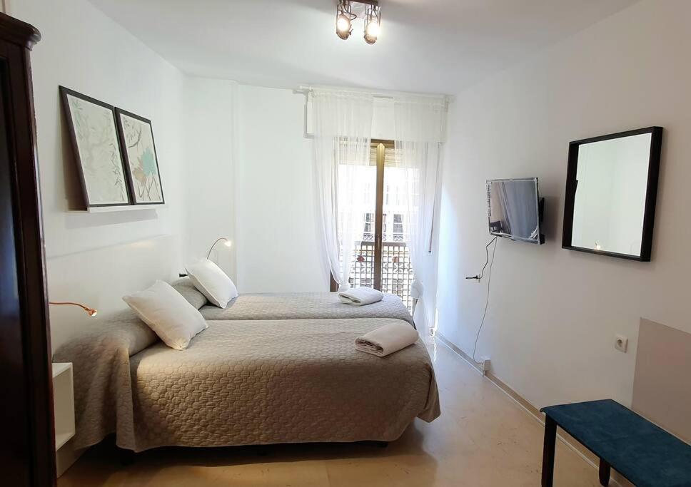 Apartament Acogedor Y Centrico Con Parking Grenada Zewnętrze zdjęcie