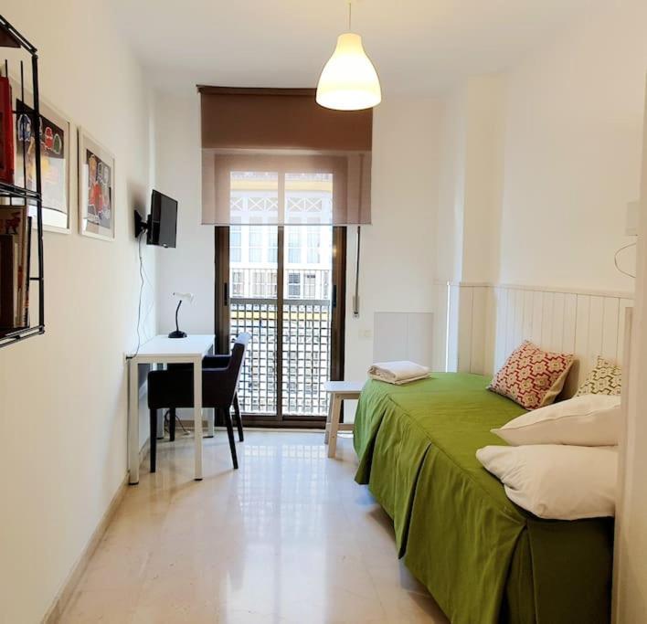 Apartament Acogedor Y Centrico Con Parking Grenada Zewnętrze zdjęcie